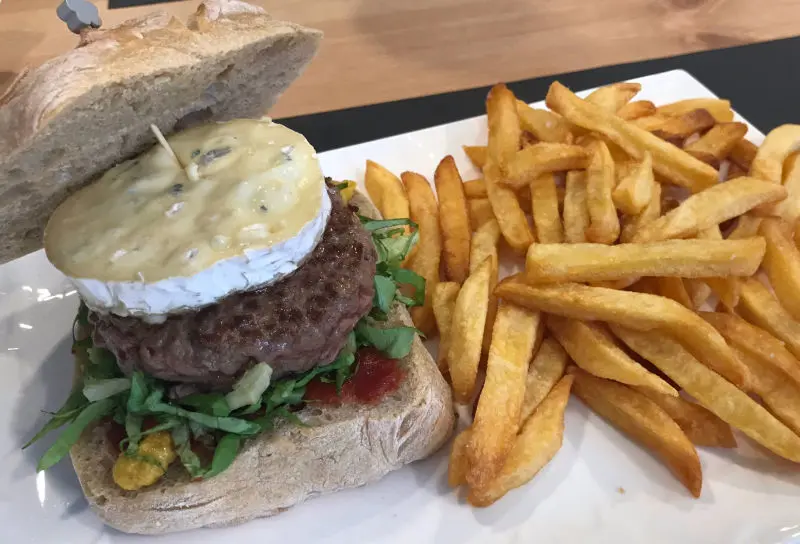 burger charolais bresse bleu